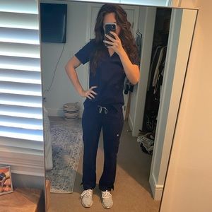 FIGS Navy Kade Cargo Scrub Pants Nursing Sz XXS